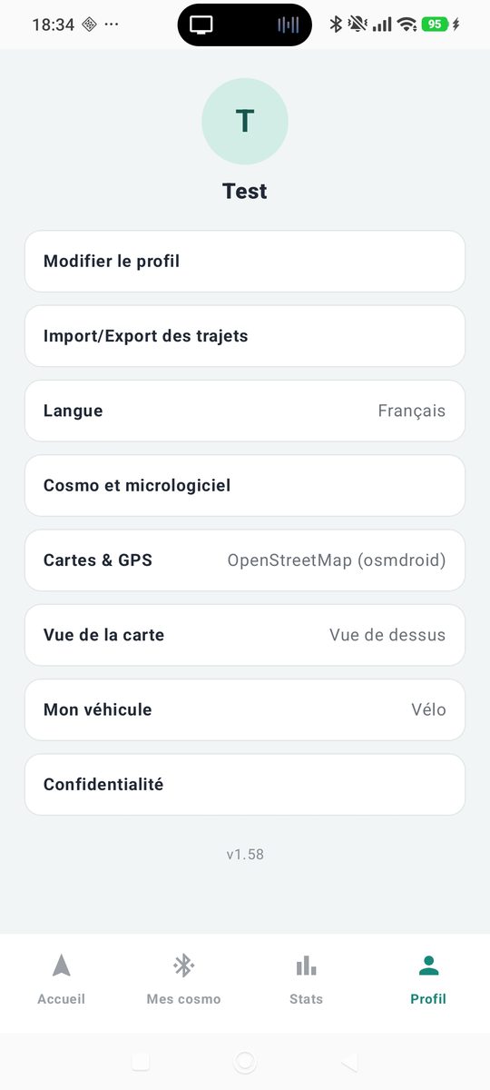Écran Profil : réglages de langue, cartes, véhicule et confidentialité